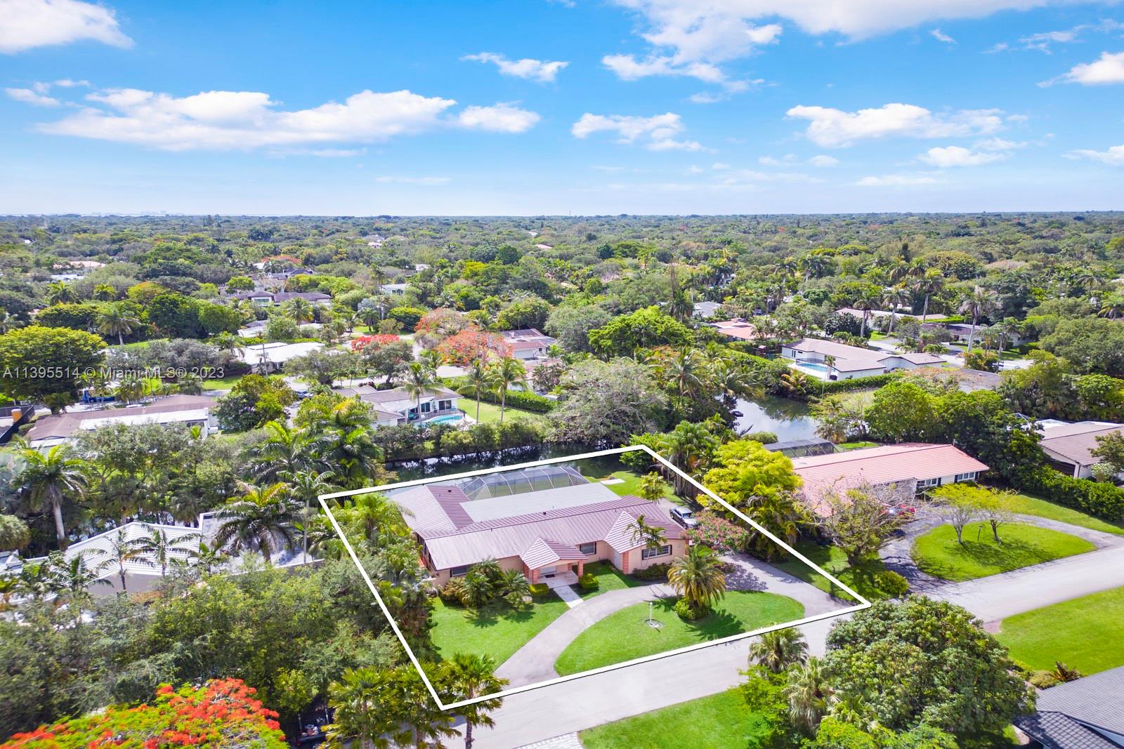 KENDALL GARDENS - Residential