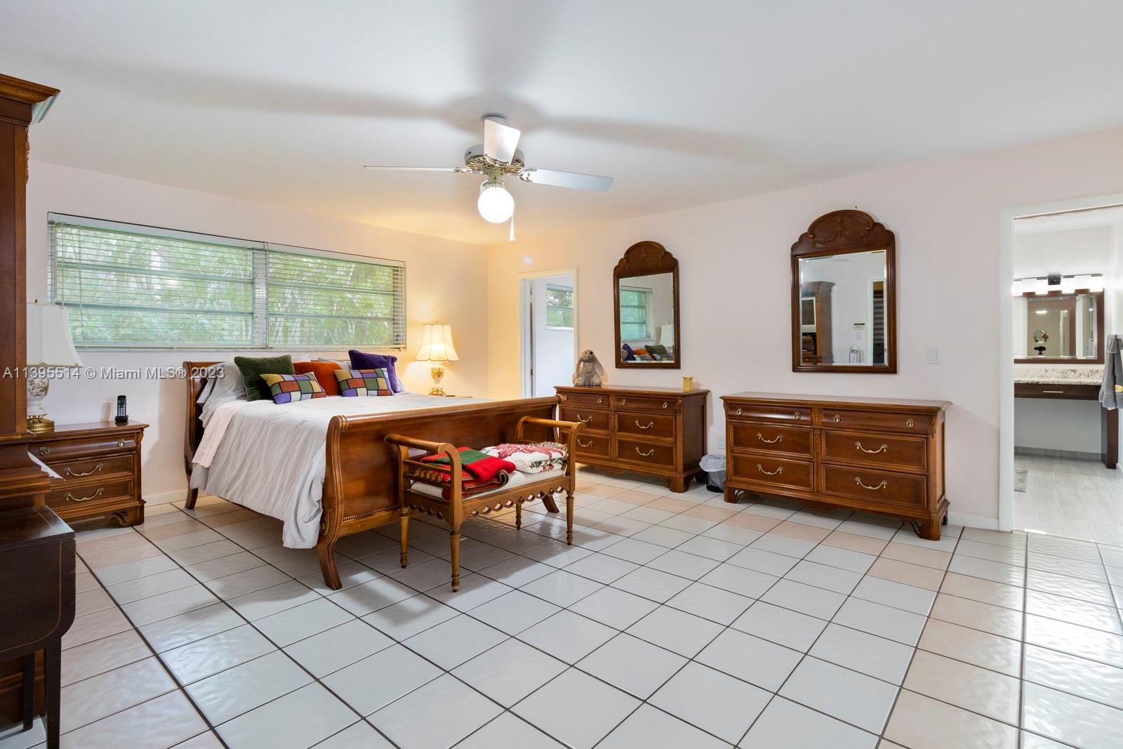 KENDALL GARDENS - Residential