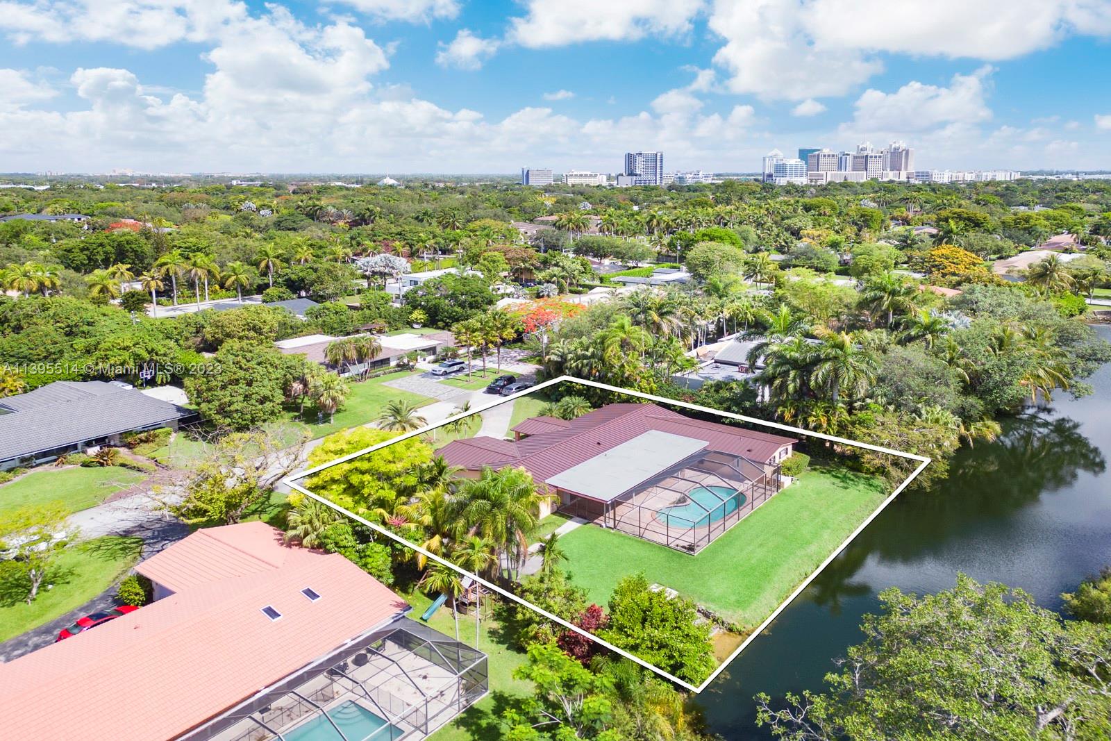 KENDALL GARDENS - Residential