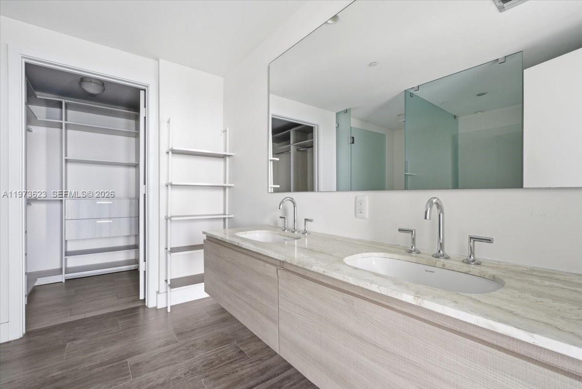 BISCAYNE BEACH CONDO - Residential