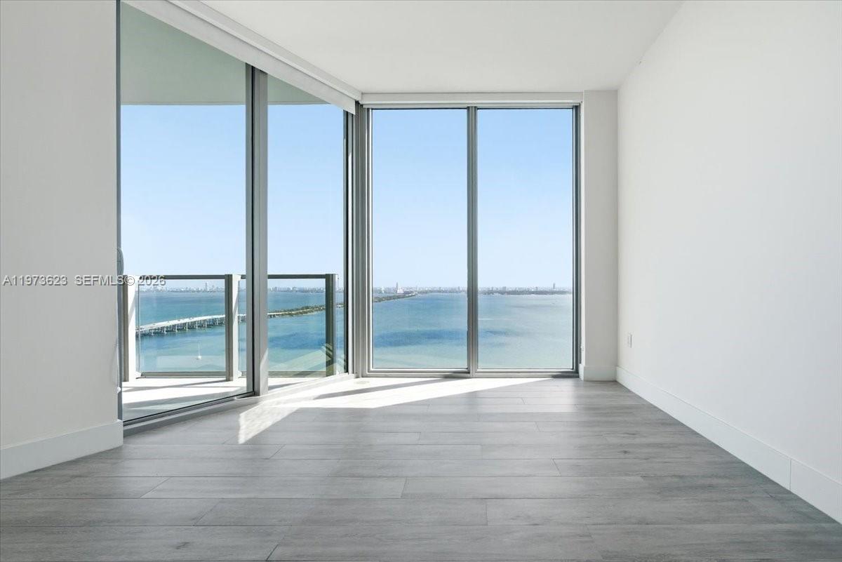 BISCAYNE BEACH CONDO - Residential