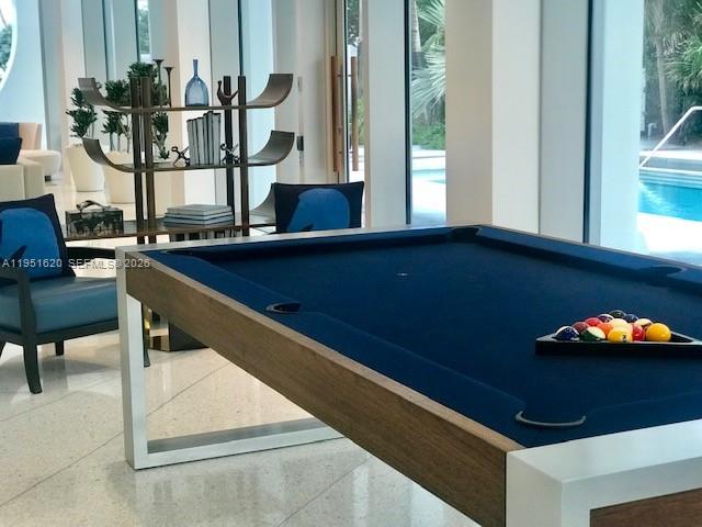 JADE SIGNATURE CONDO - Residential