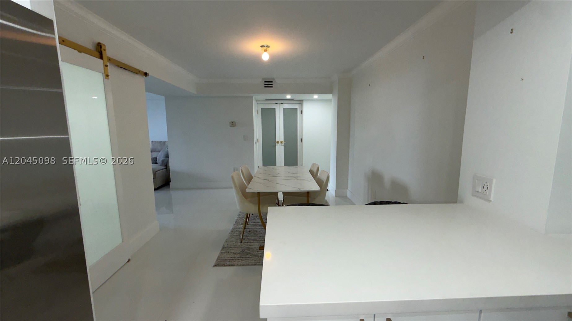 BRICKELL BAY CLUB CONDO - Residential Lease