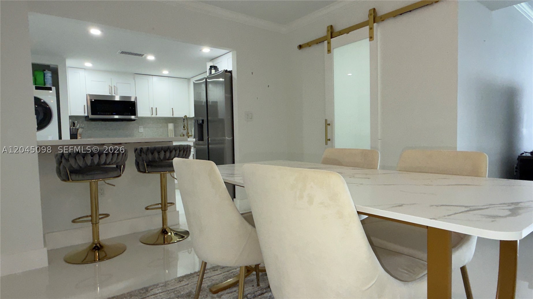 BRICKELL BAY CLUB CONDO - Residential Lease