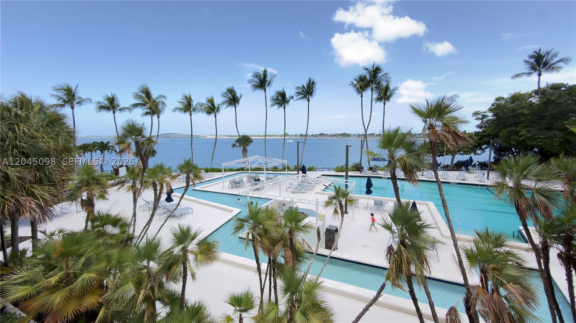 BRICKELL BAY CLUB CONDO - Residential Lease