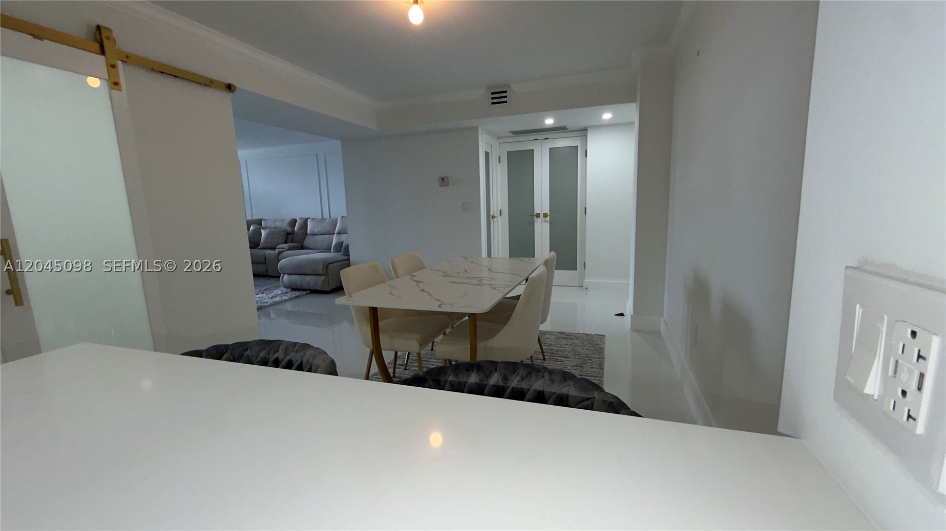 BRICKELL BAY CLUB CONDO - Residential Lease