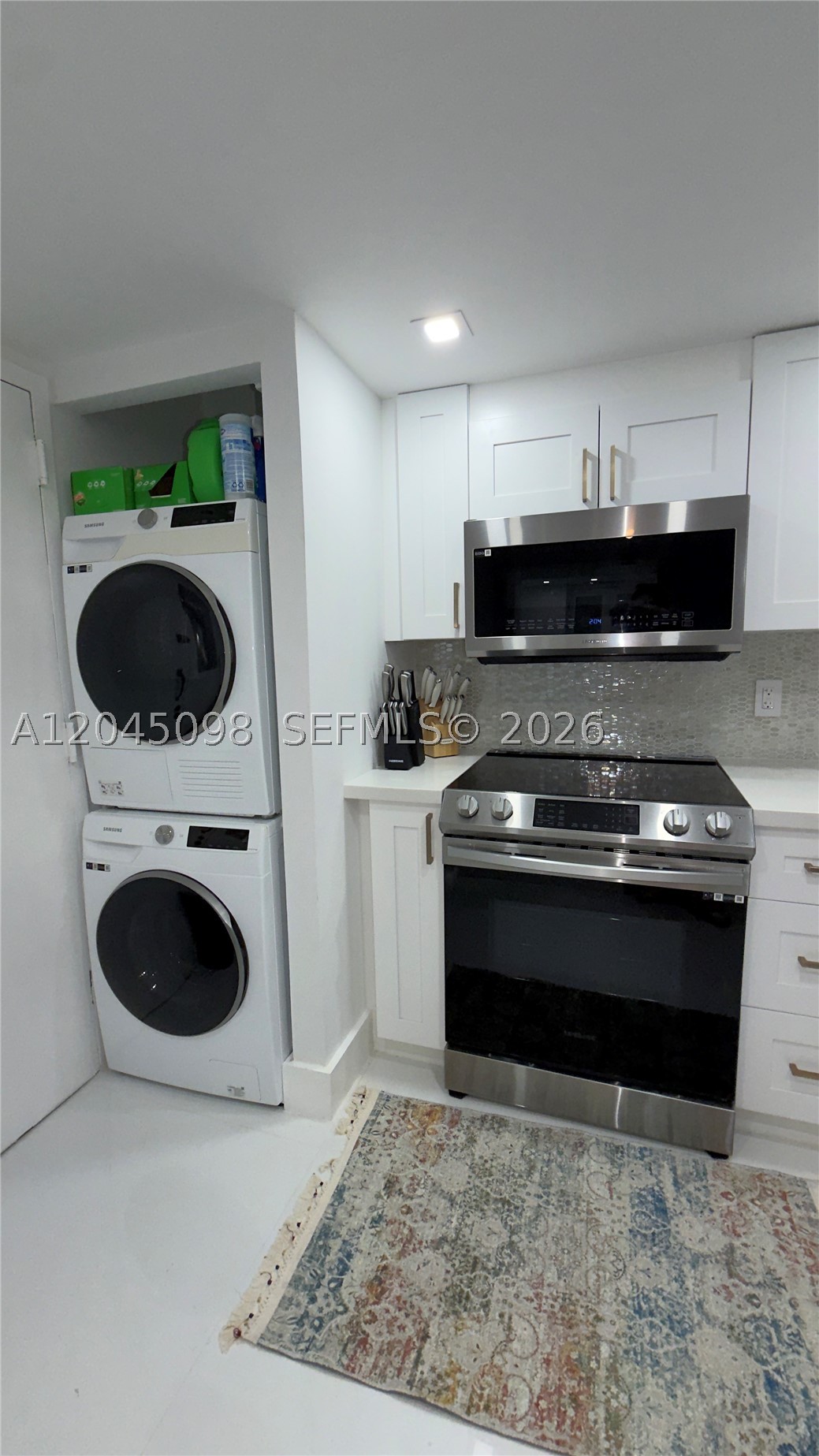 BRICKELL BAY CLUB CONDO - Residential Lease