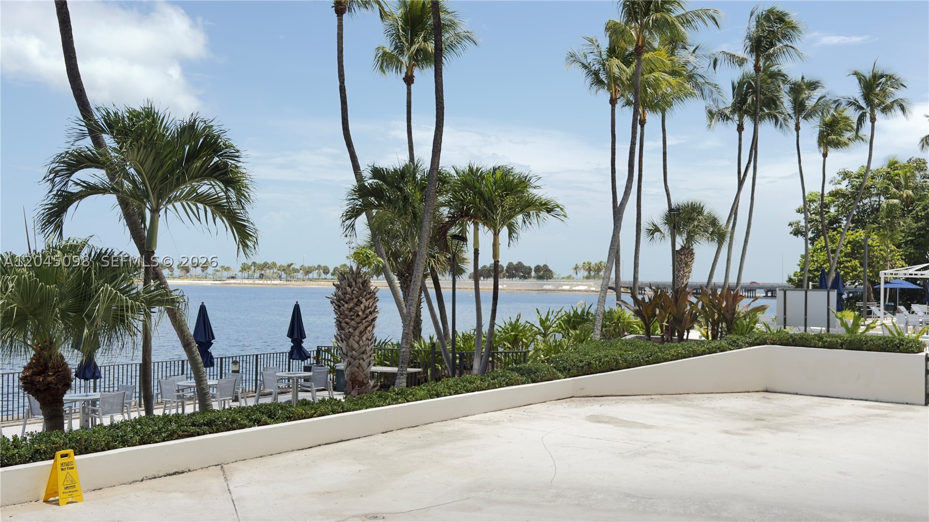 BRICKELL BAY CLUB CONDO - Residential Lease