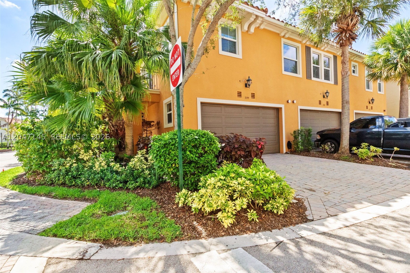 ARTESIA - Residential Lease