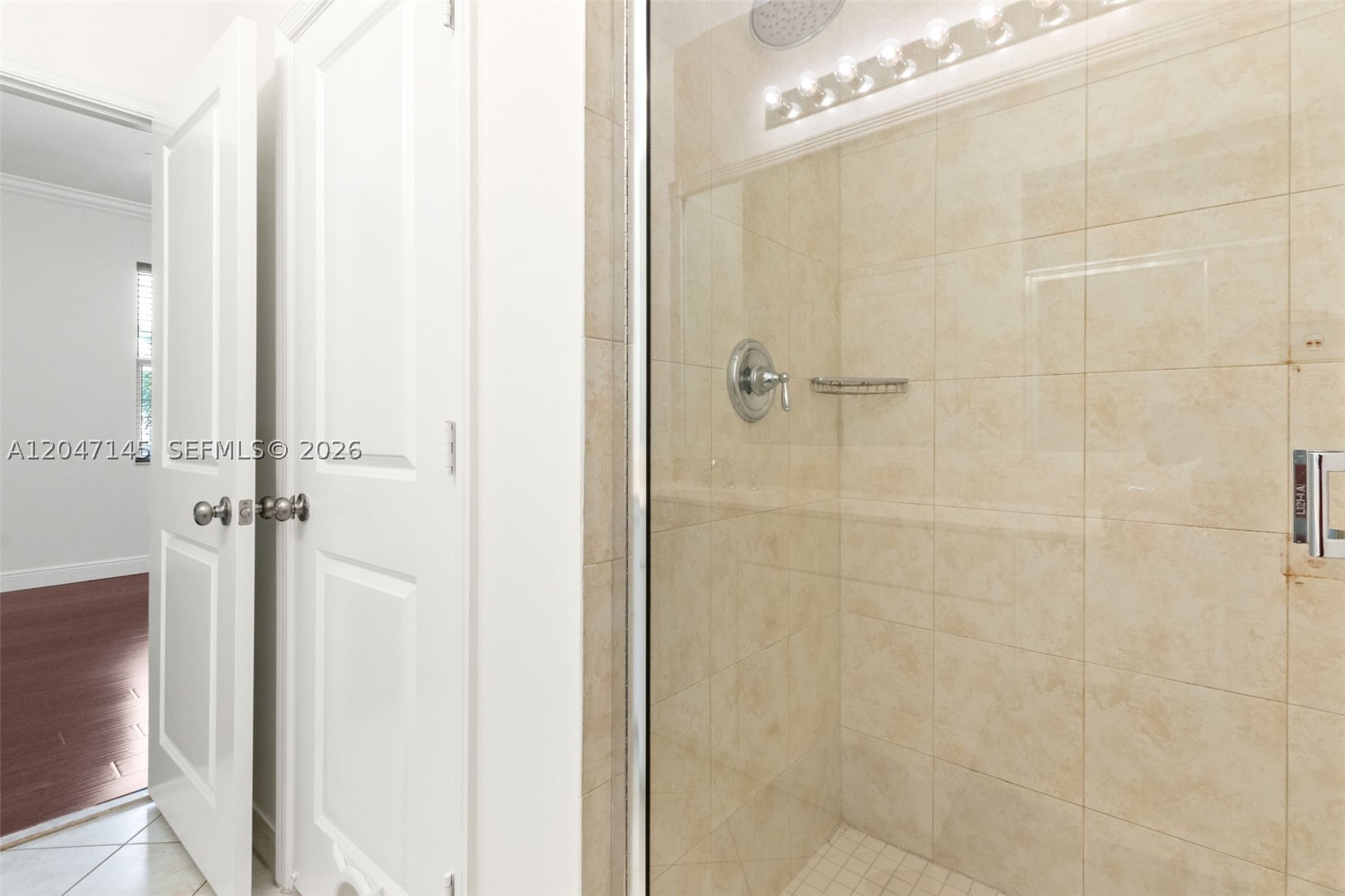 ARTESIA - Residential Lease