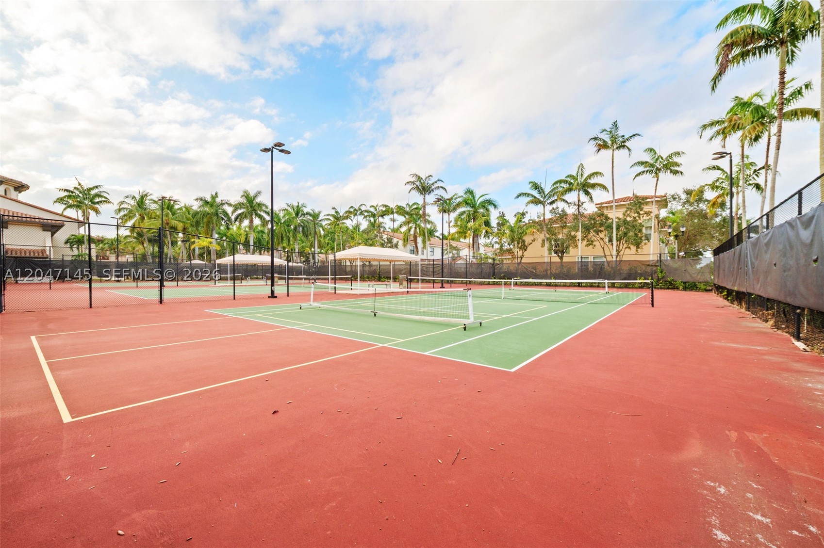 ARTESIA - Residential Lease