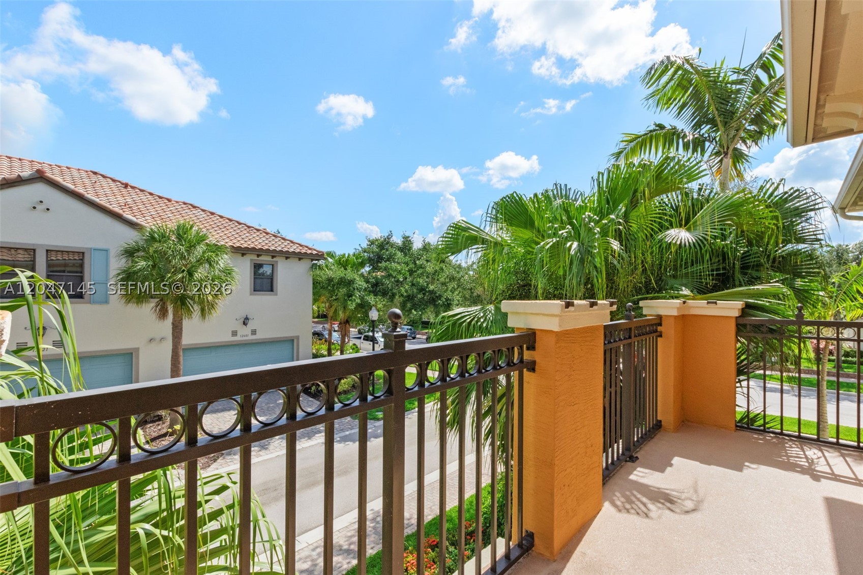 ARTESIA - Residential Lease