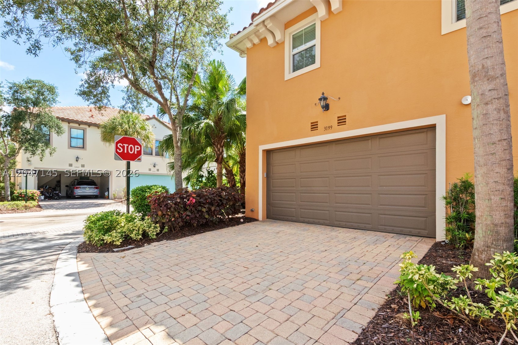 ARTESIA - Residential Lease