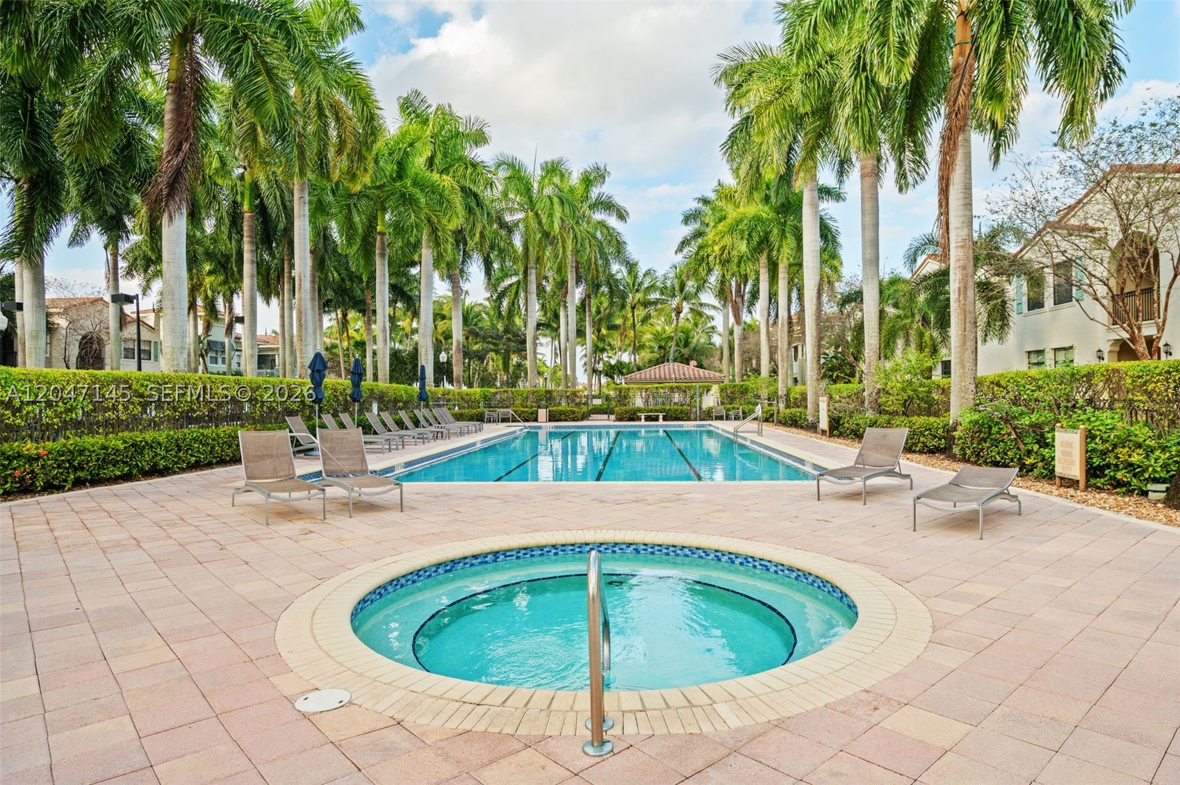 ARTESIA - Residential Lease