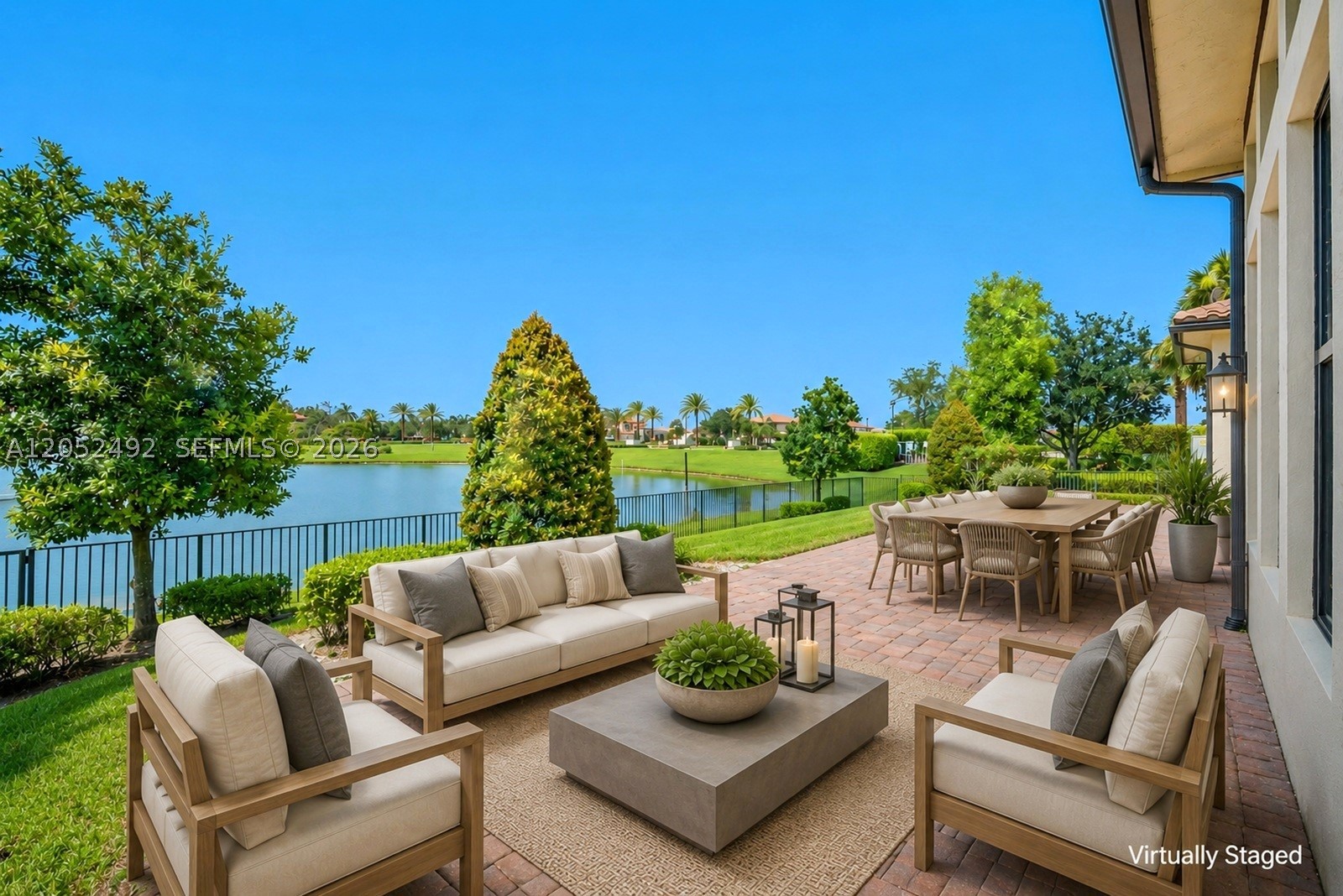 PARKLAND BAY - Residential