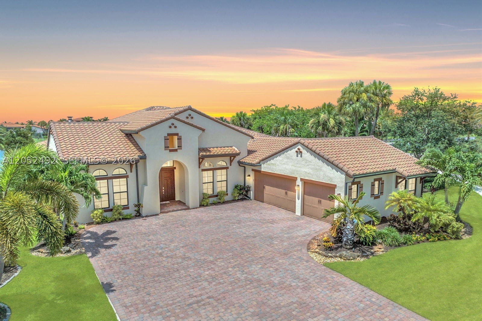 PARKLAND BAY - Residential