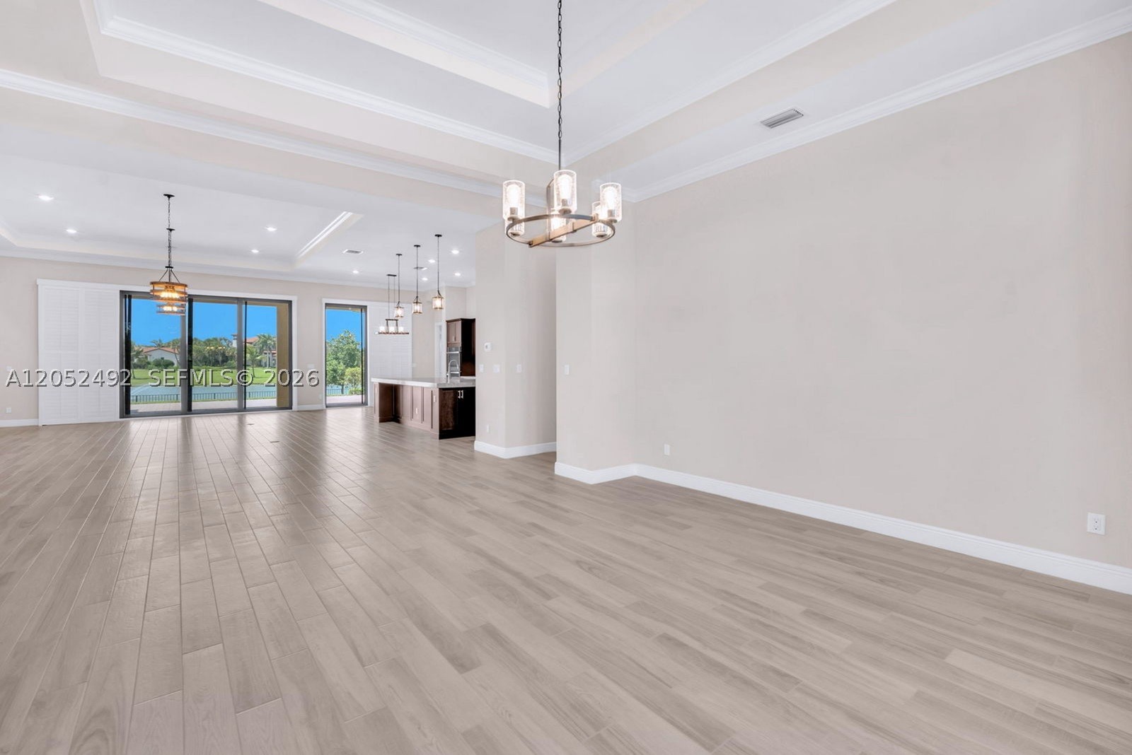 PARKLAND BAY - Residential