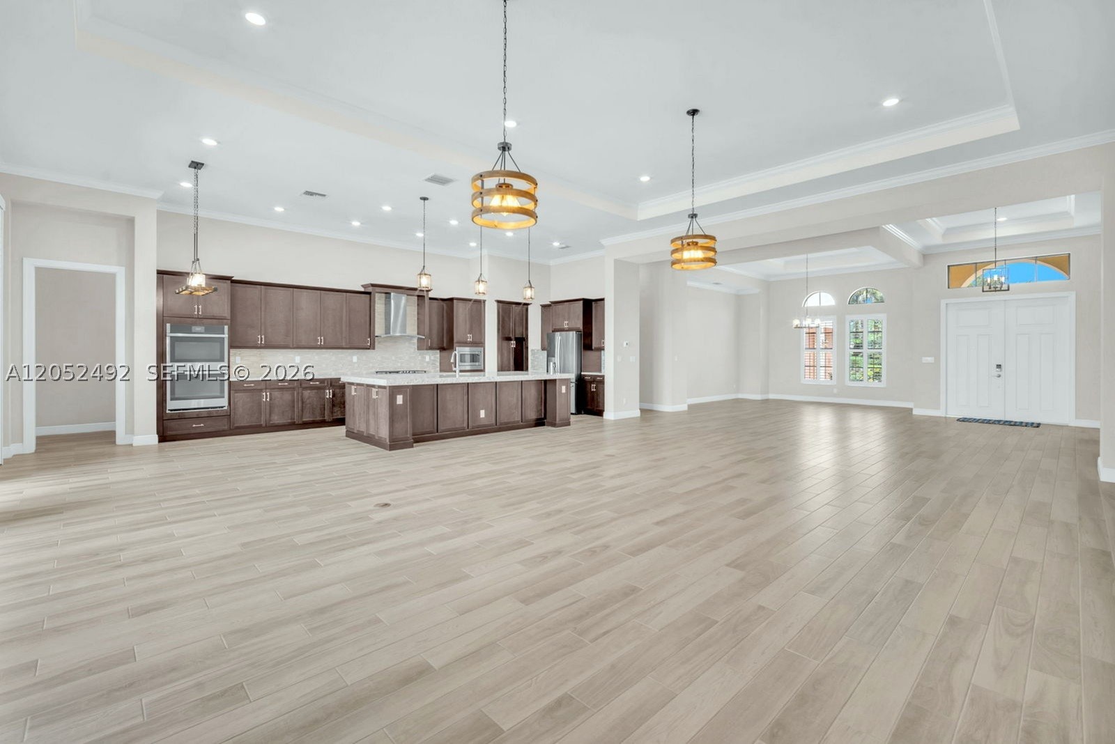 PARKLAND BAY - Residential