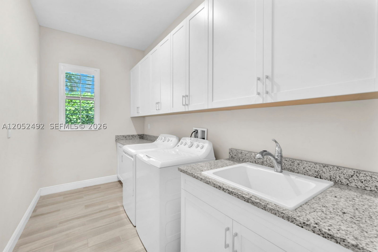 PARKLAND BAY - Residential