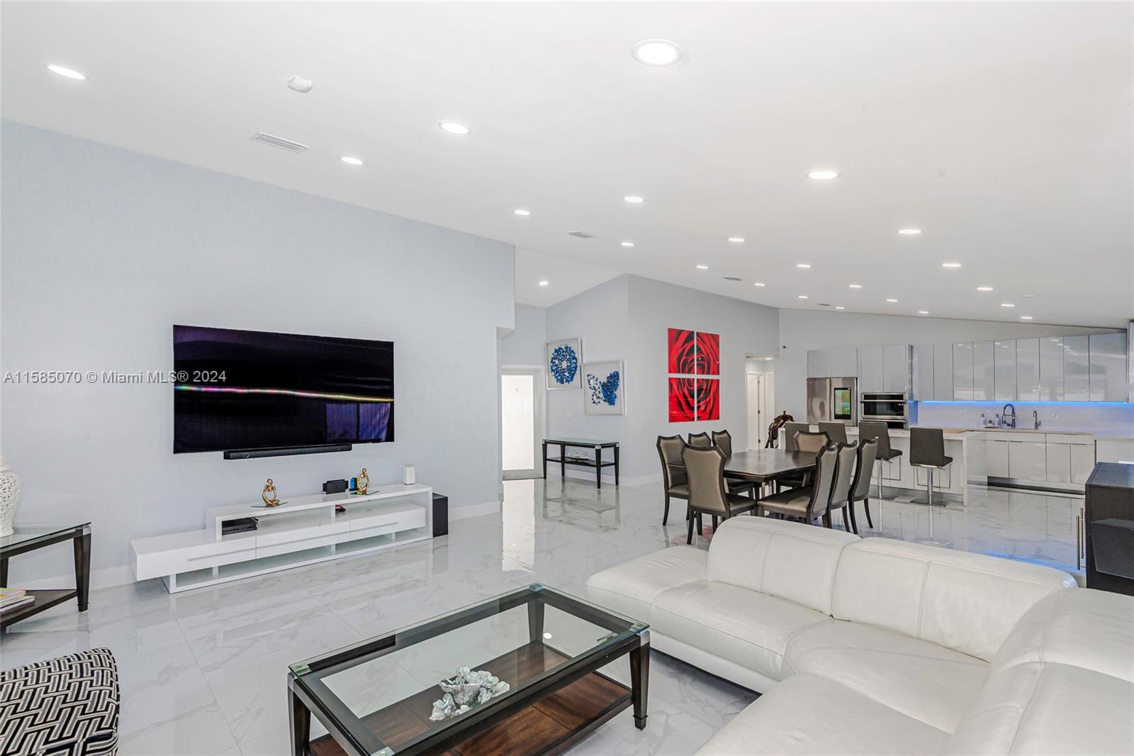 TWIN ACRES - Residential Lease