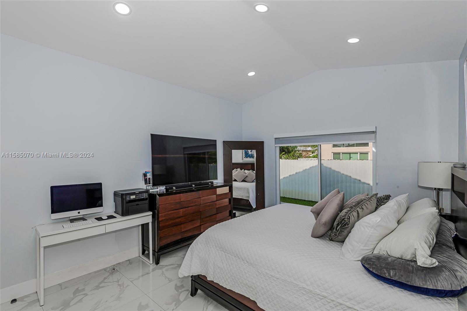 TWIN ACRES - Residential Lease