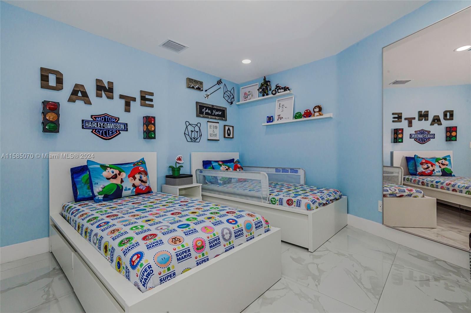 TWIN ACRES - Residential Lease