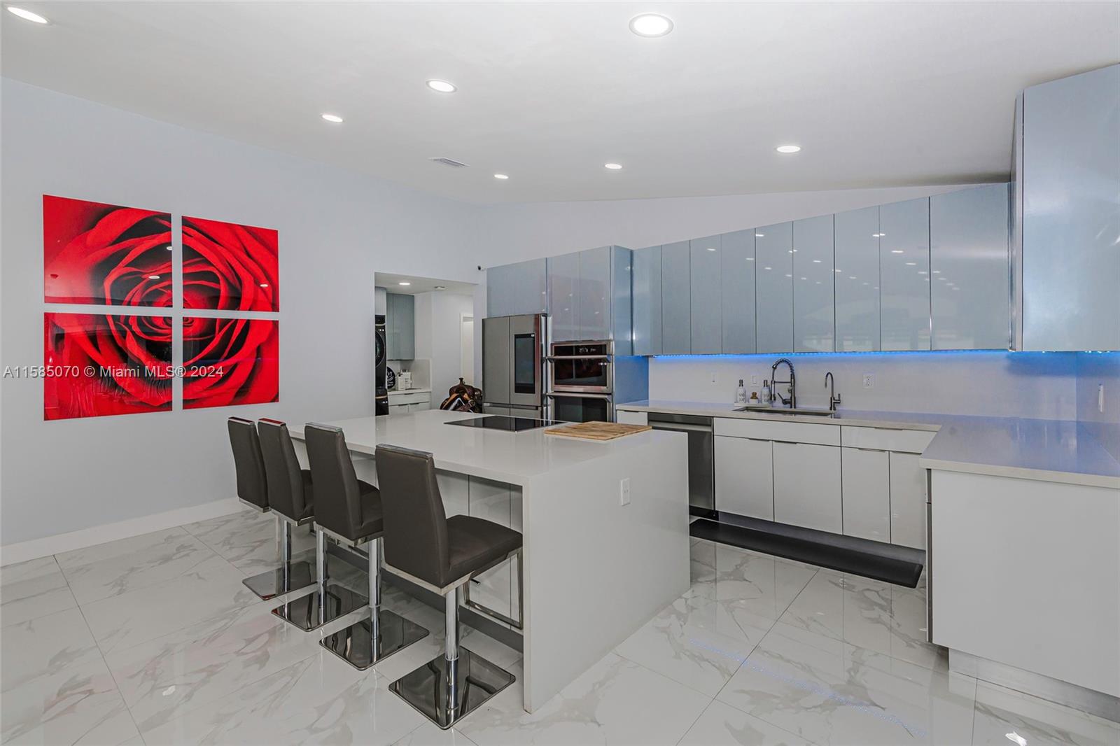 TWIN ACRES - Residential Lease