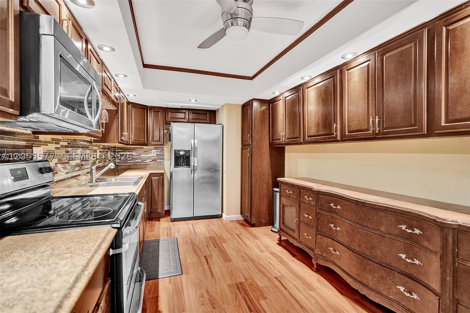 OLYMPUS CONDO PHASE - Residential