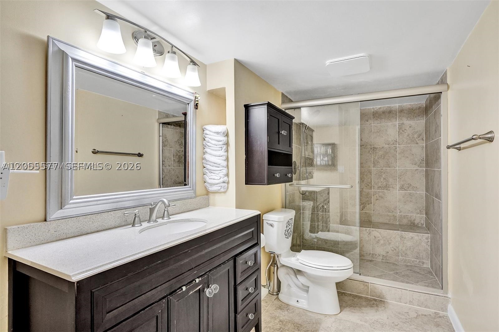 OLYMPUS CONDO PHASE - Residential