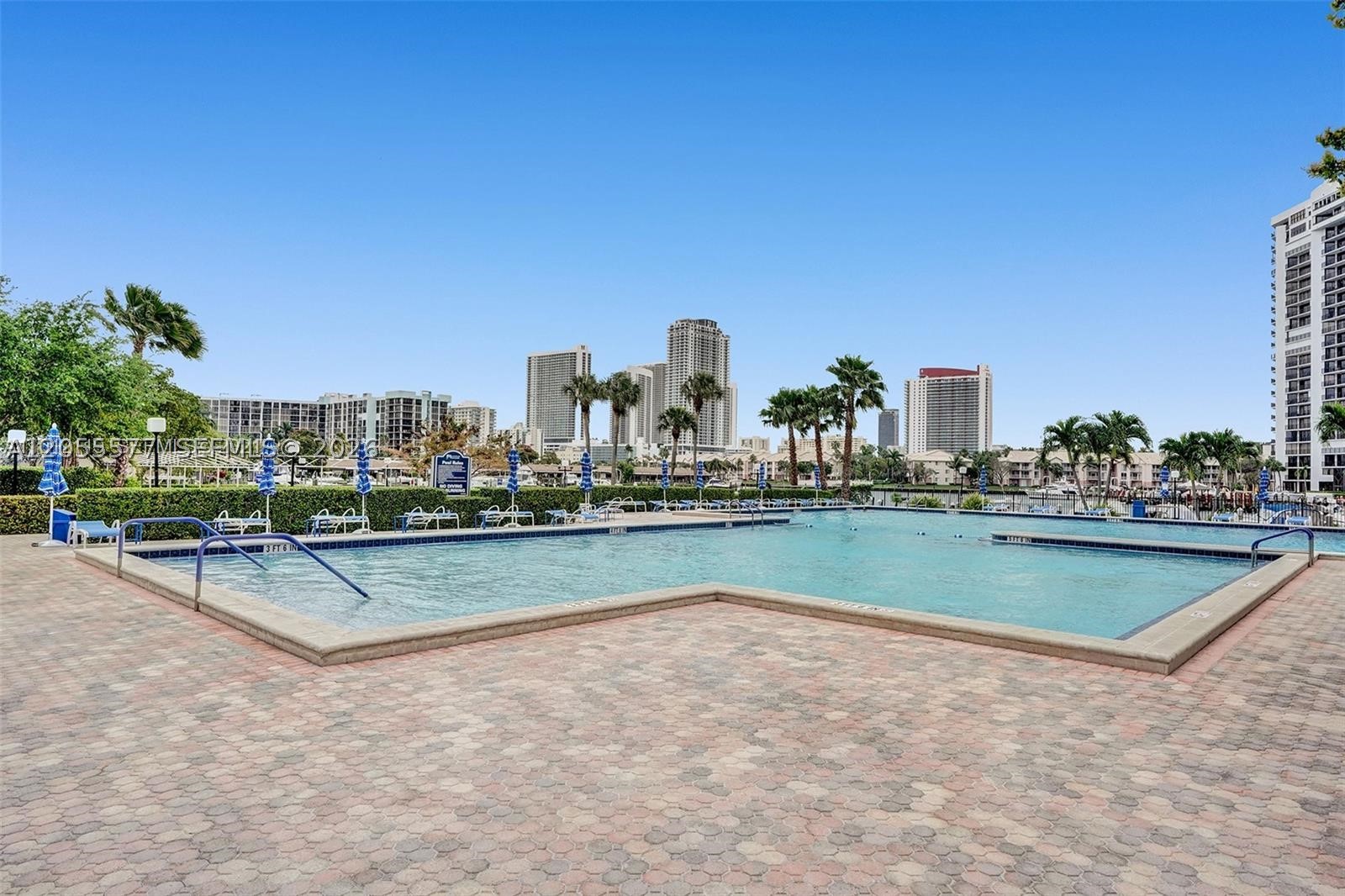 OLYMPUS CONDO PHASE - Residential