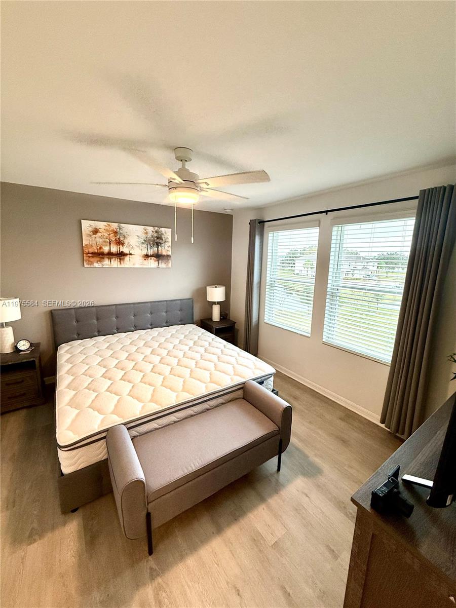 THE TOWNHOMES AT BELLALAGO - Residential