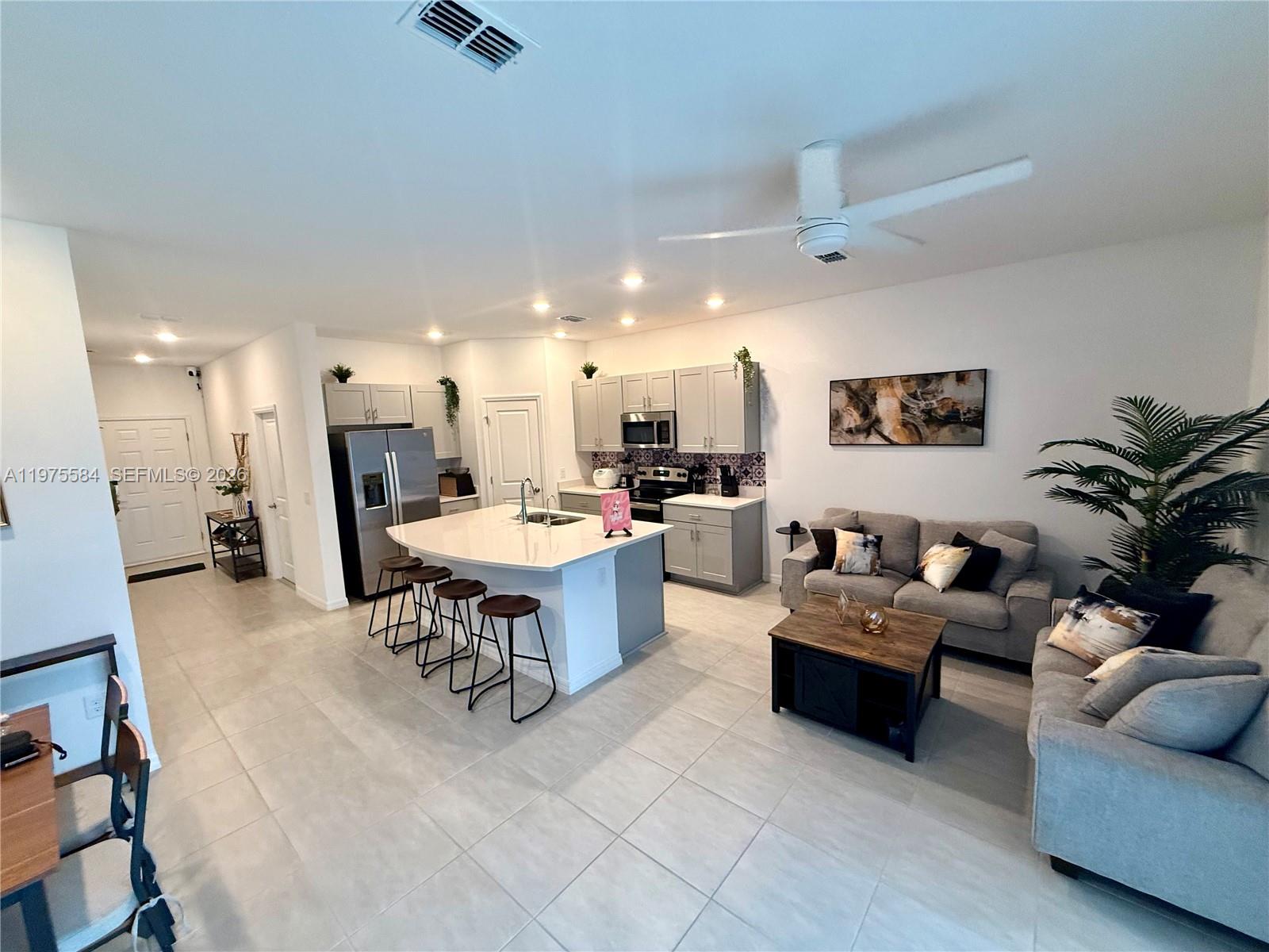 THE TOWNHOMES AT BELLALAGO - Residential