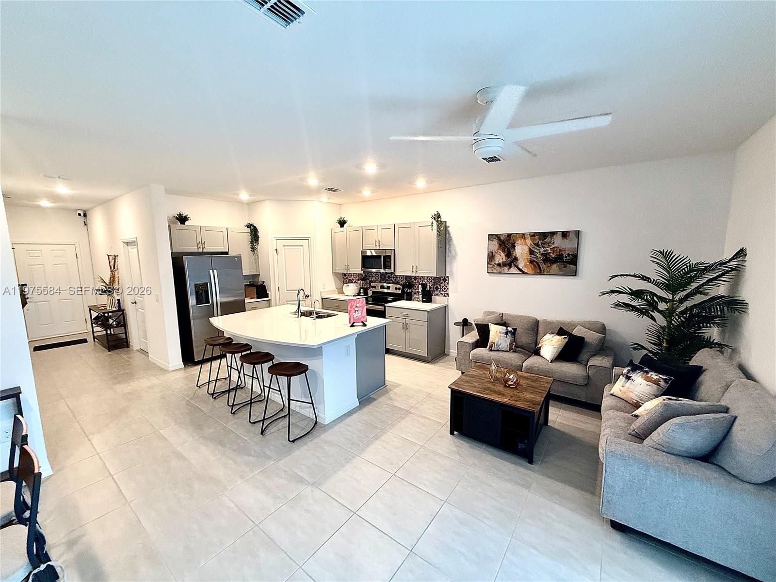 THE TOWNHOMES AT BELLALAGO - Residential