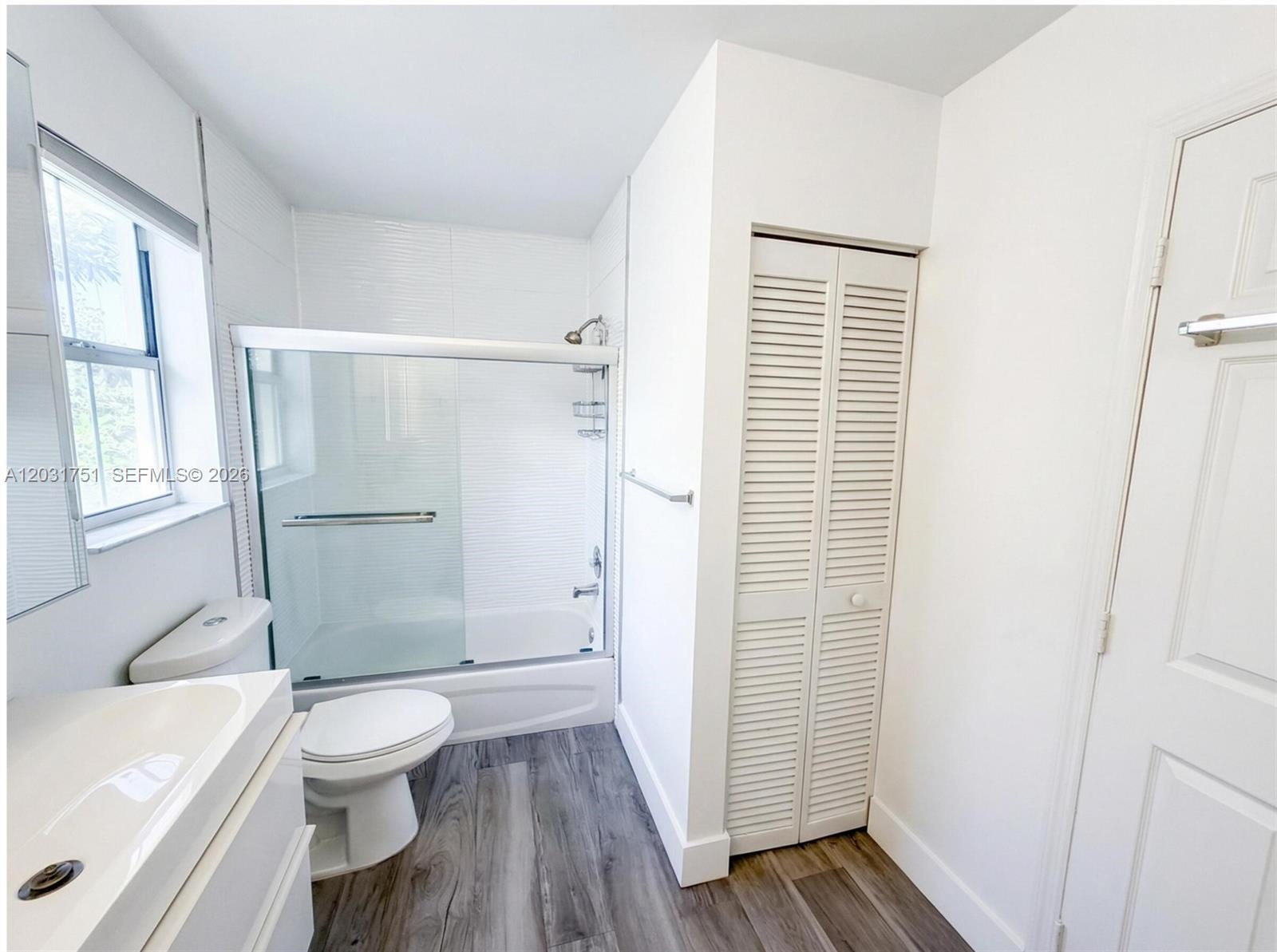 WEST LAKE VILLAGE PLAT - Residential Lease