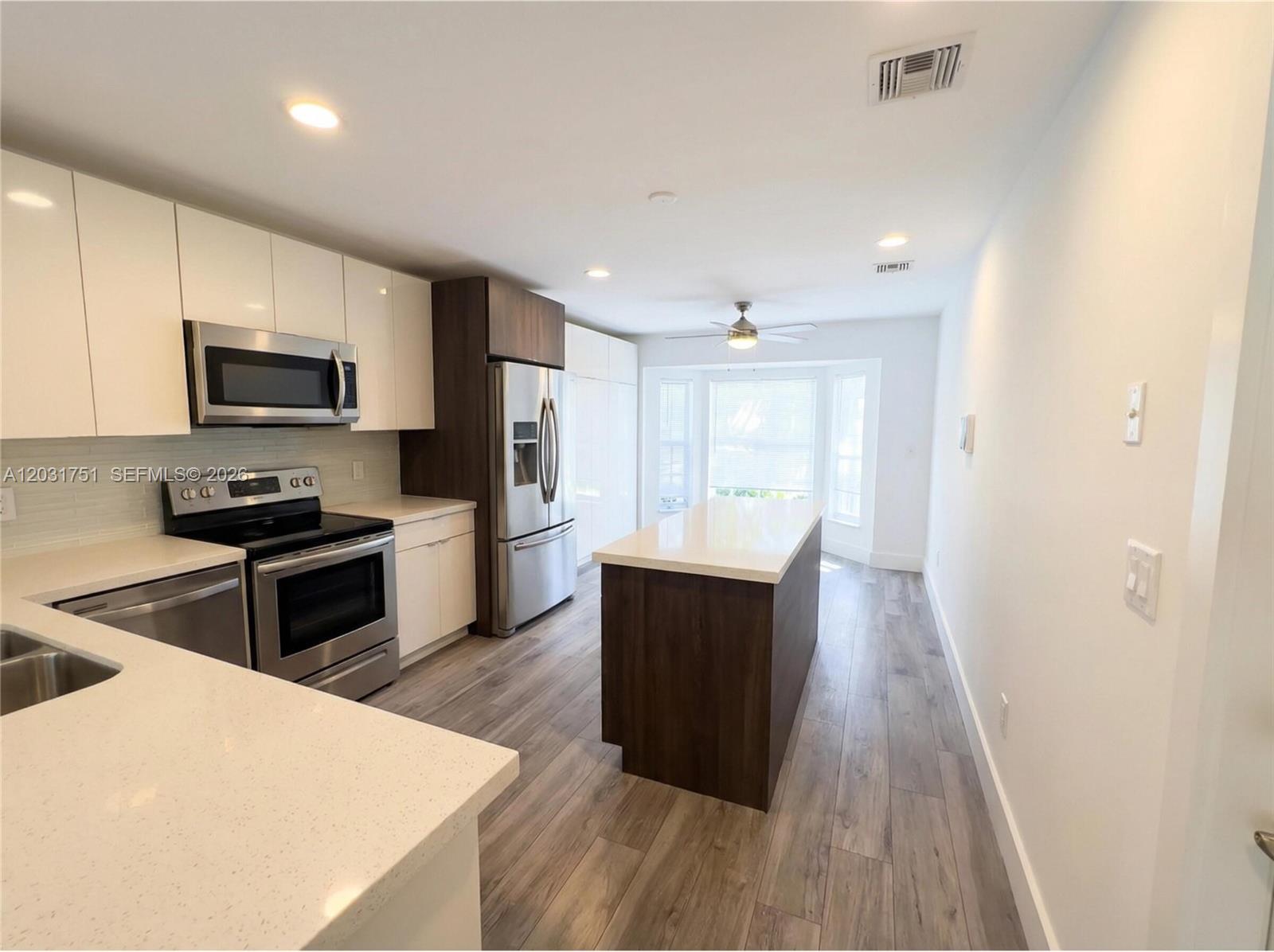 WEST LAKE VILLAGE PLAT - Residential Lease