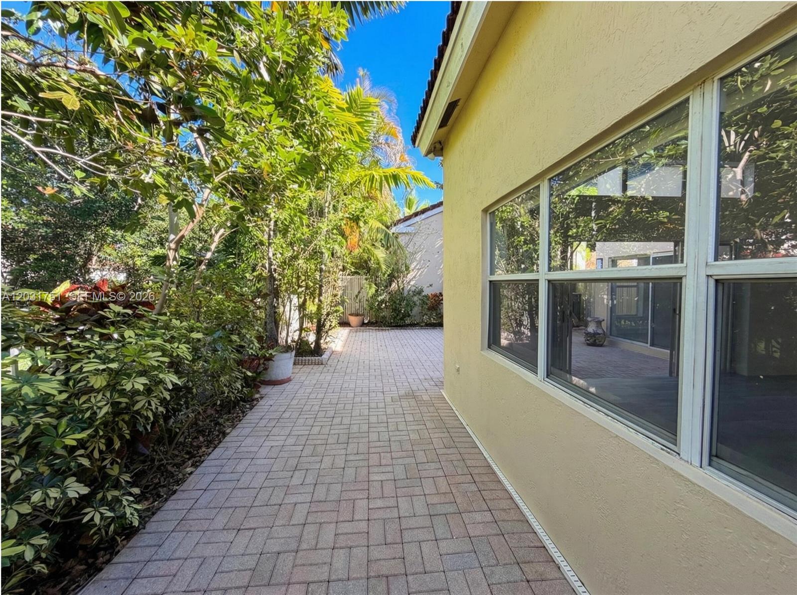 WEST LAKE VILLAGE PLAT - Residential Lease