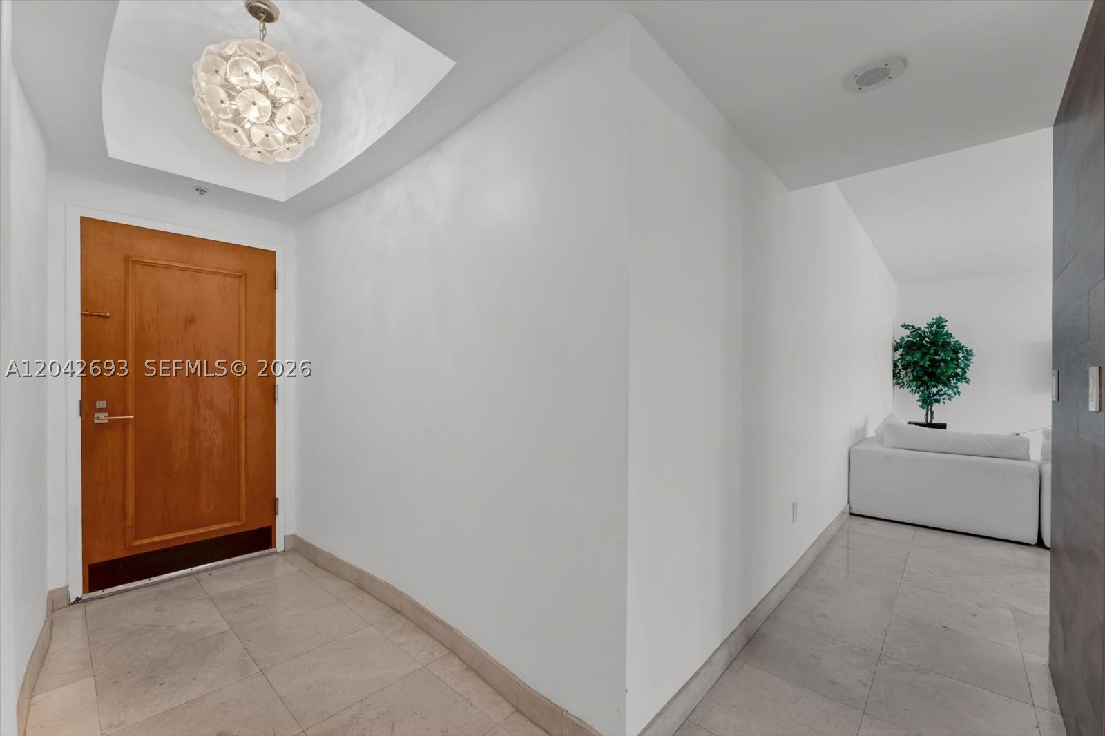 LA TOUR CONDO - Residential