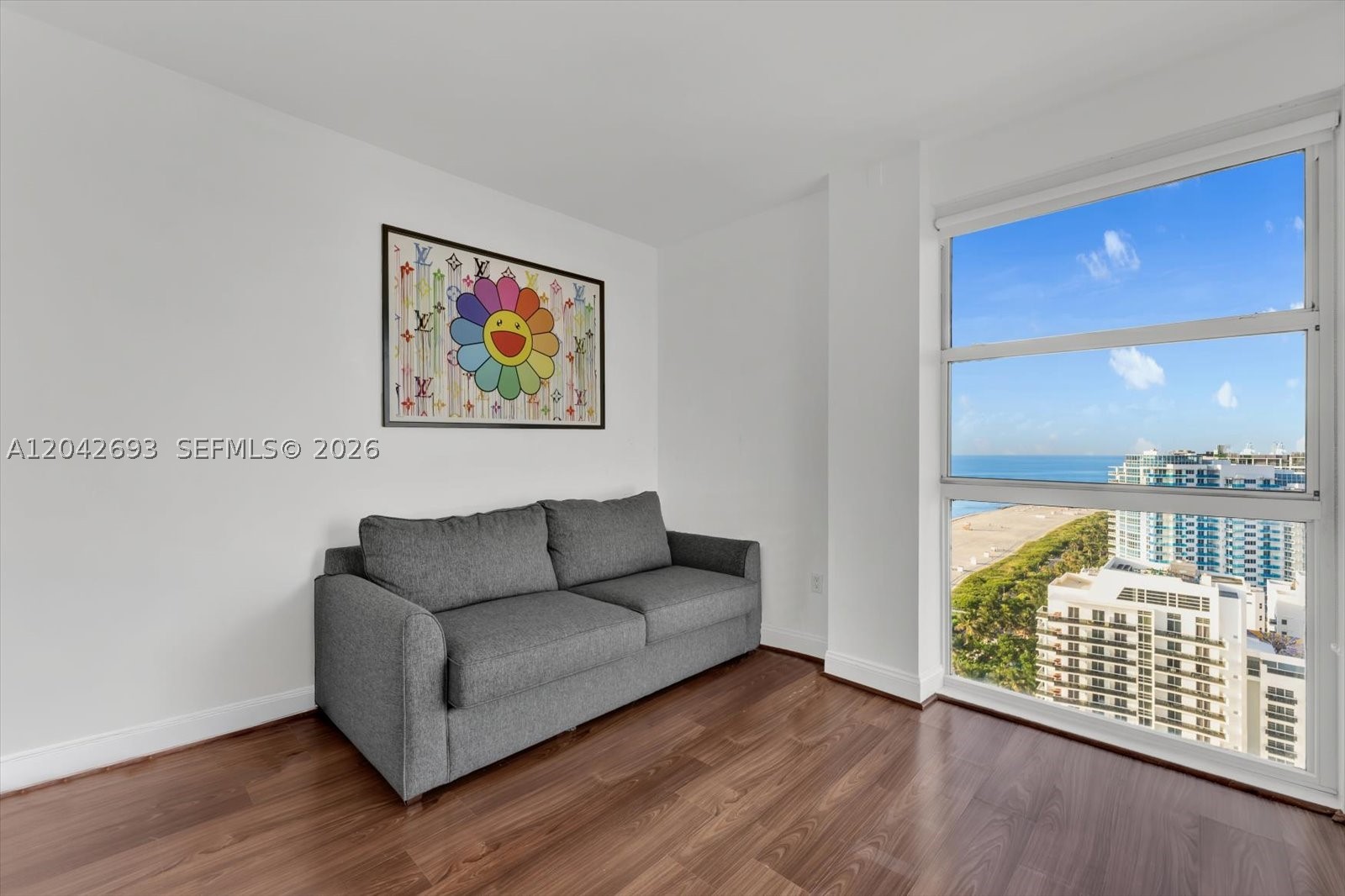 LA TOUR CONDO - Residential