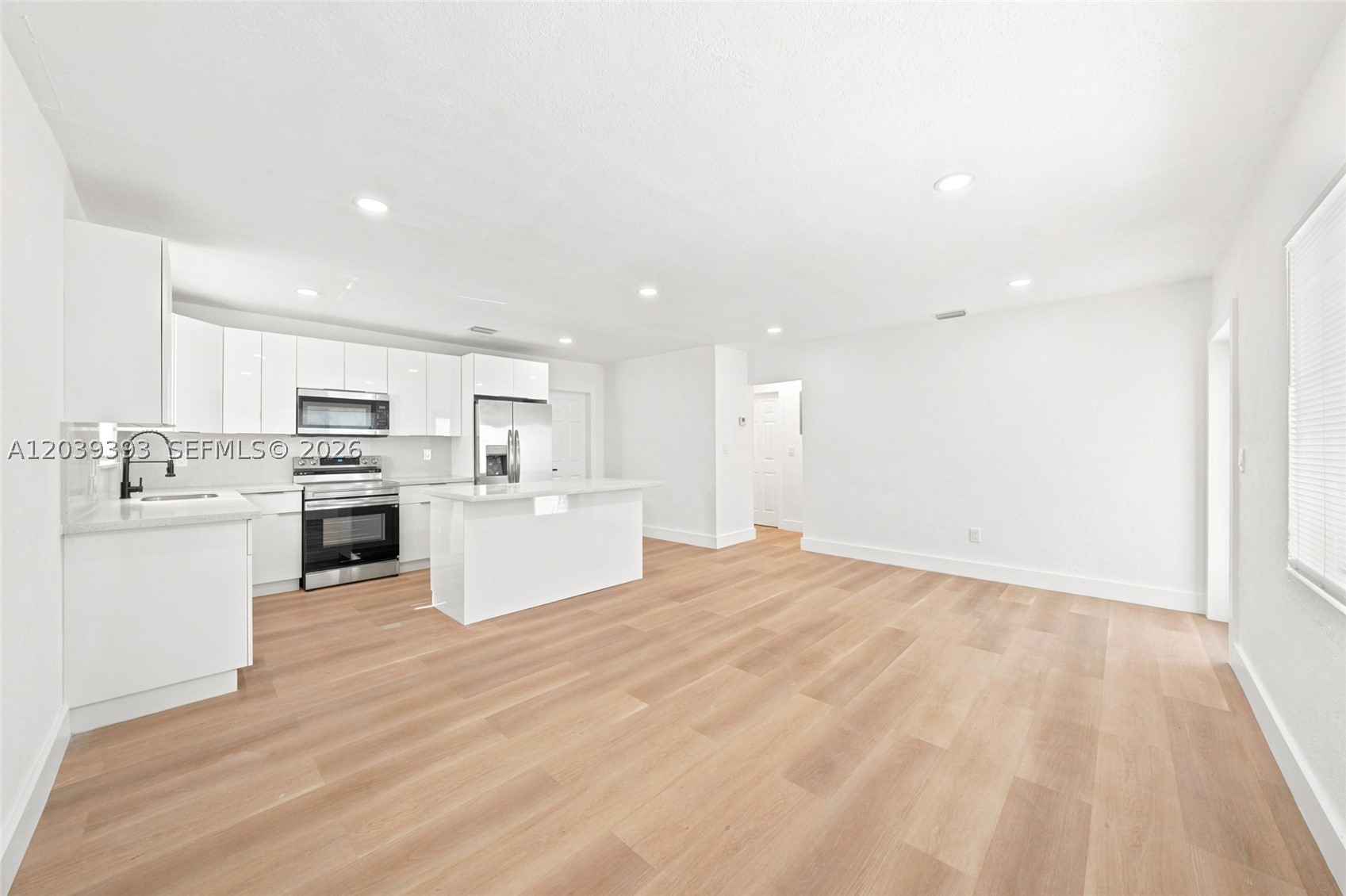 ORANGE HEIGHTS - Residential