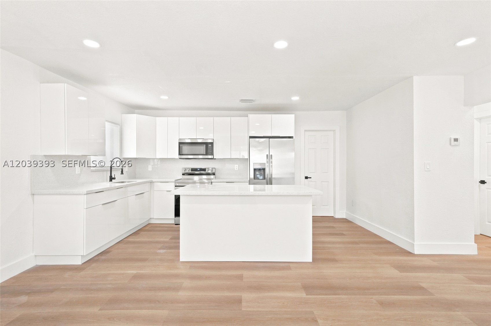 ORANGE HEIGHTS - Residential