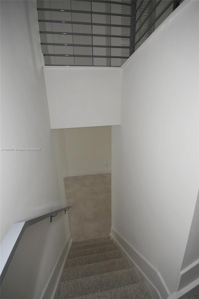 DORAL PALMS NORTH - Residential Lease