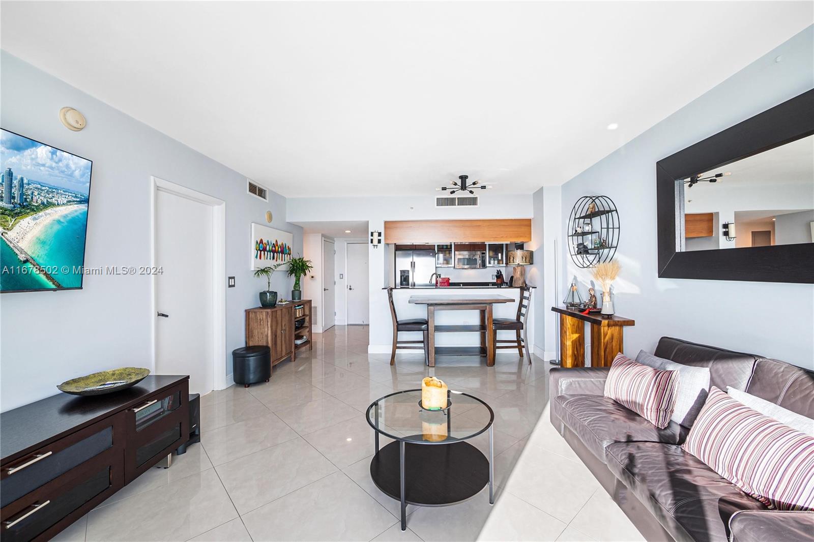1800 CLUB CONDO - Residential