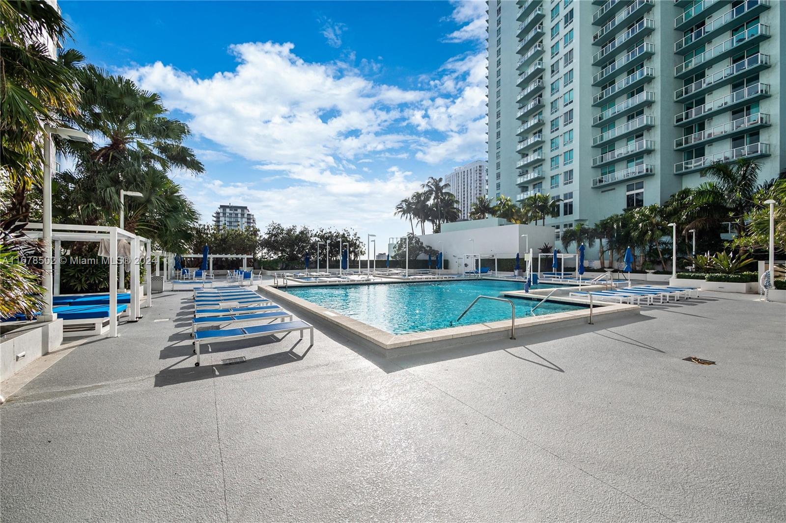 1800 CLUB CONDO - Residential