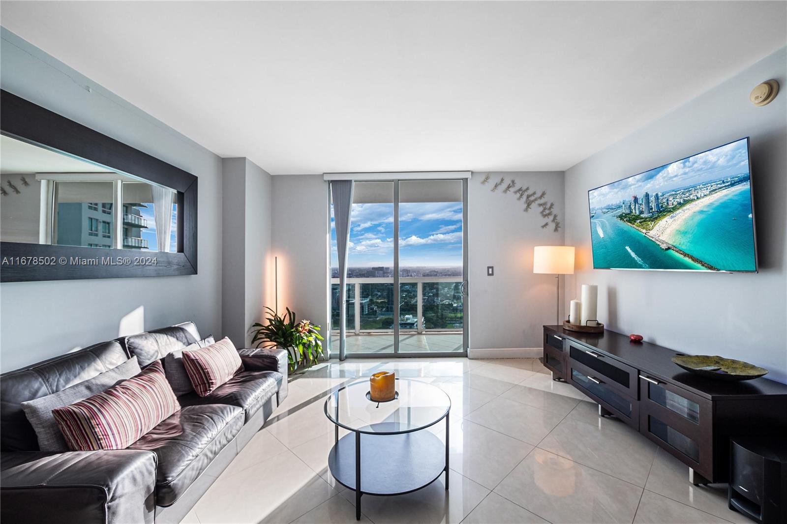 1800 CLUB CONDO - Residential