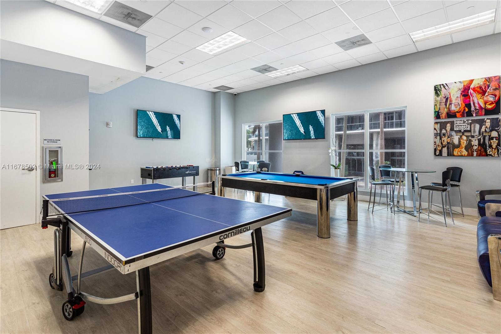 1800 CLUB CONDO - Residential