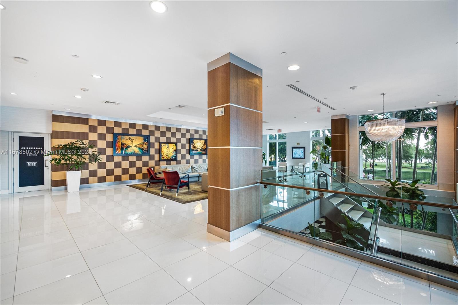1800 CLUB CONDO - Residential