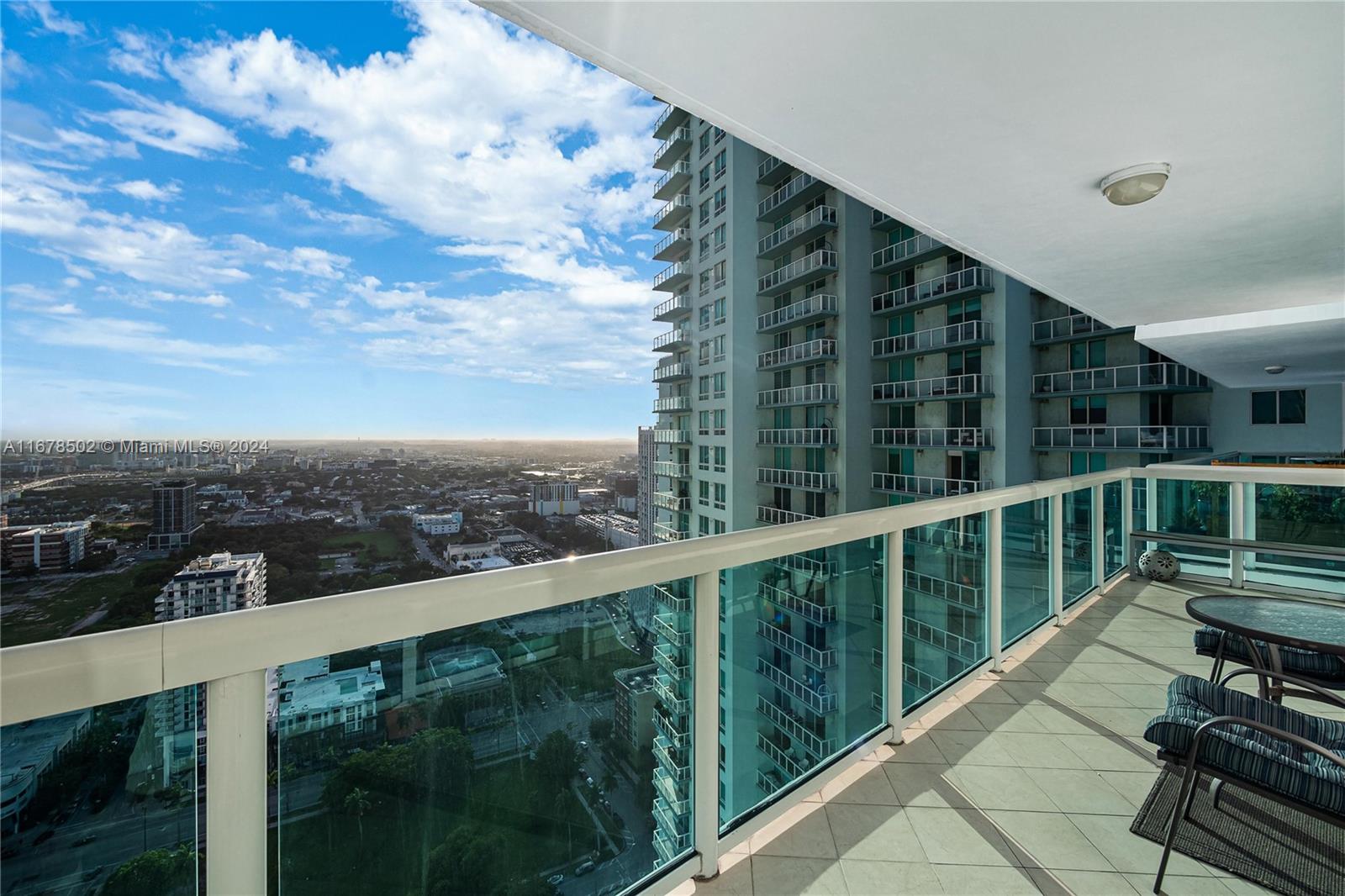 1800 CLUB CONDO - Residential