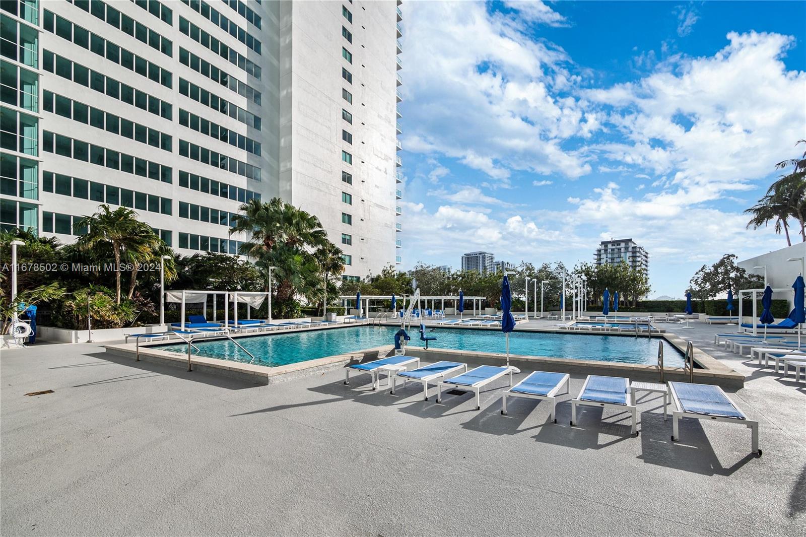 1800 CLUB CONDO - Residential