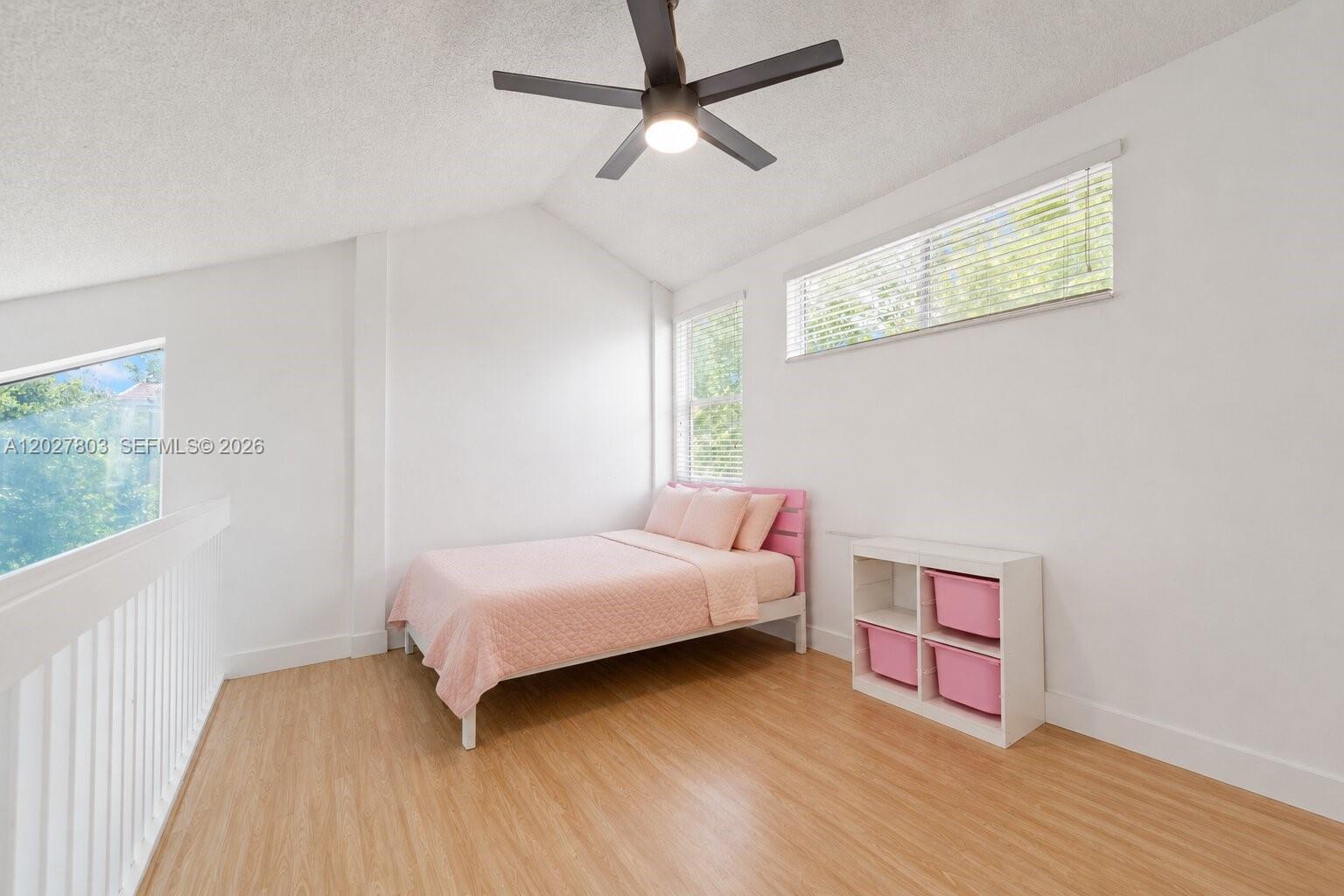 WOODGATE CONDOMINIUM 29 - Residential
