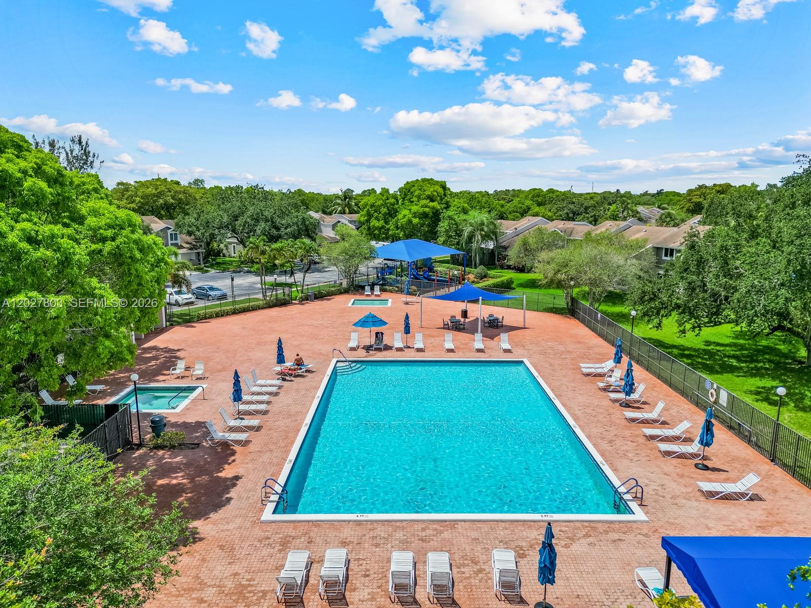 WOODGATE CONDOMINIUM 29 - Residential